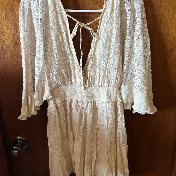 Cream, lace romper - Picture 2 of 2